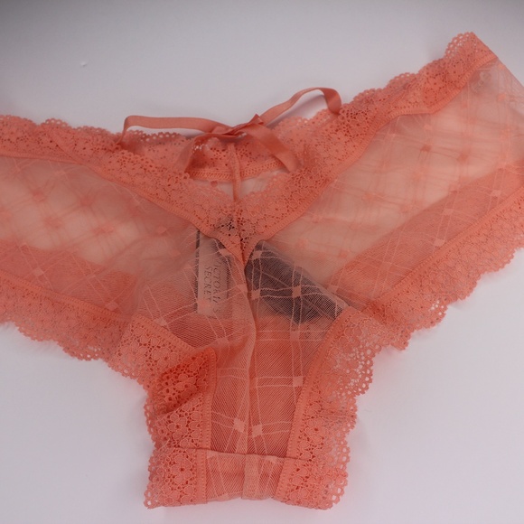 VICTORIA'S SECRET SEXY PEACH CHEEKY PANTY - Picture 1 of 2